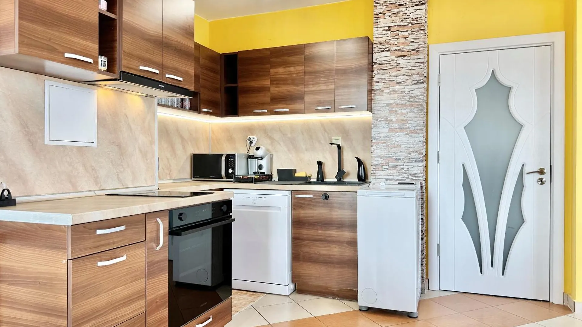 Διαμέρισμα Seasky Smarthome Penthouse For 6 Guests With Private Parking 5 Minutes Аway From Central Beach Burgas And City Centre